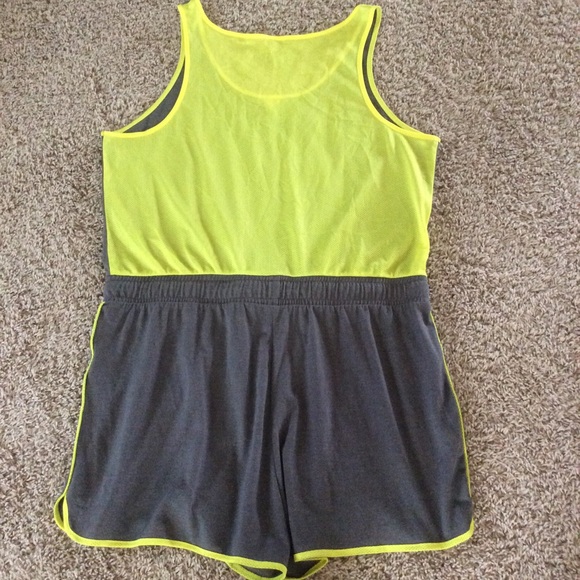 City Streets Romper, Sz XL - Picture 5 of 7